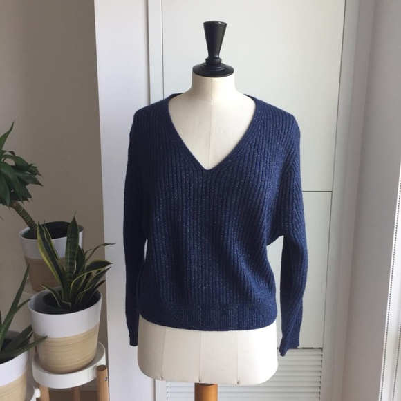 Uniqlo Sweaters - Uniqlo U Shiny V-Neck Cropped Sweater Navy Sz XS